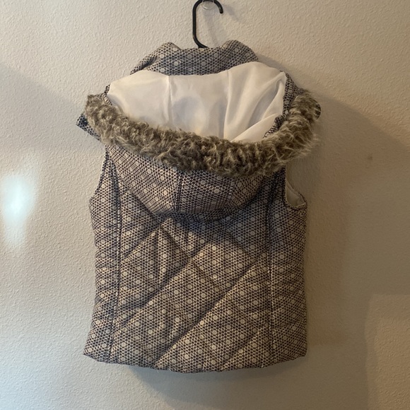 Razzle Dazzle diamond print zip up vest size medium - Picture 6 of 6